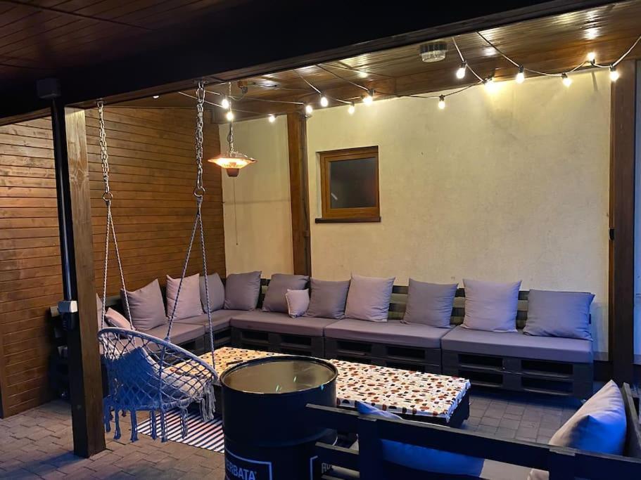 4 Bedroom Family House With Access To A Hot Tub Goczałkowice-Zdrój Εξωτερικό φωτογραφία