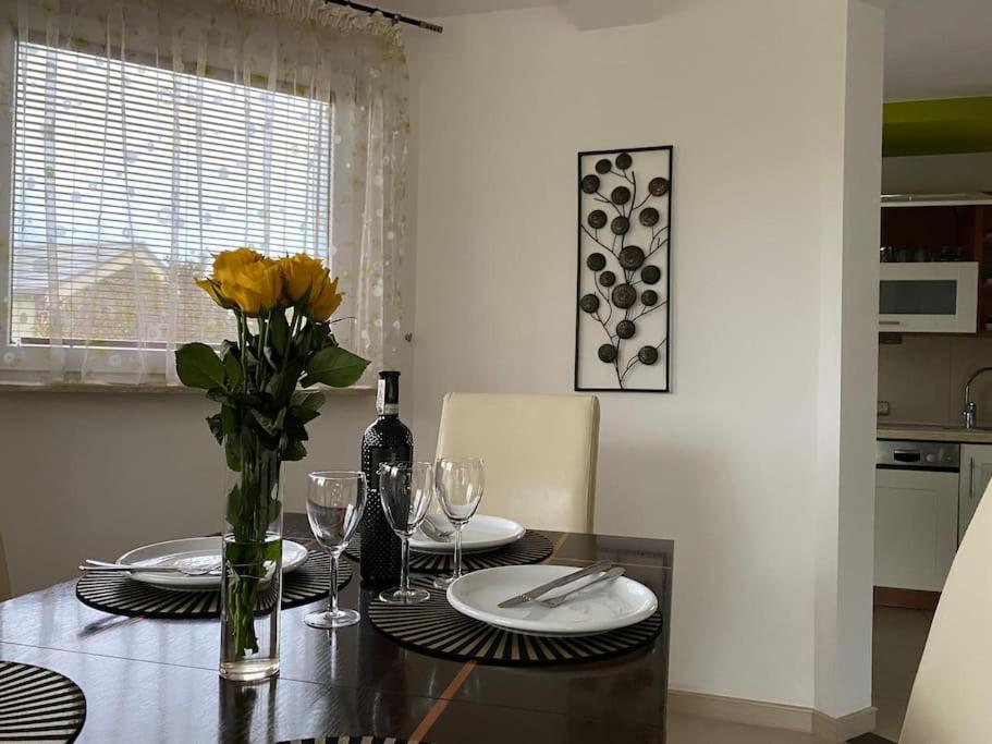 4 Bedroom Family House With Access To A Hot Tub Goczałkowice-Zdrój Εξωτερικό φωτογραφία