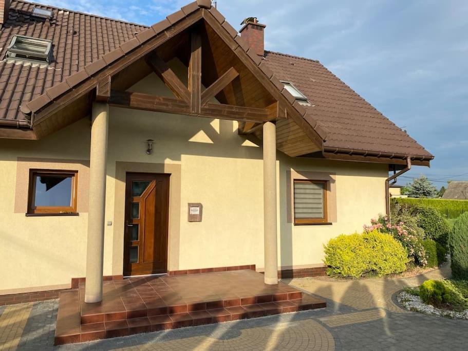4 Bedroom Family House With Access To A Hot Tub Goczałkowice-Zdrój Εξωτερικό φωτογραφία